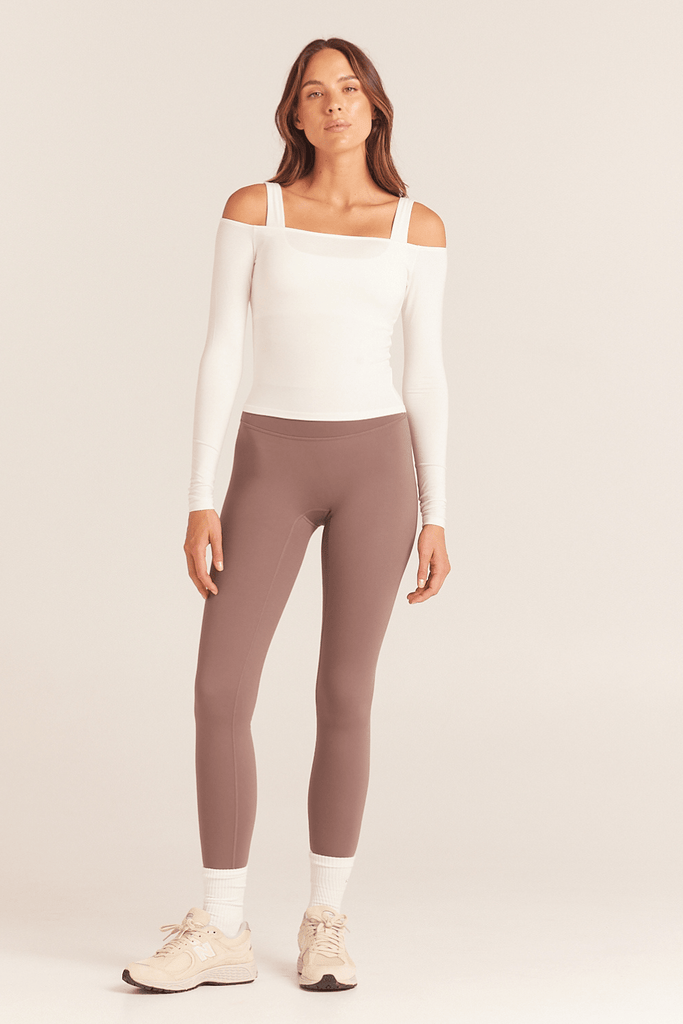 SZEP Taupe full length rise legging with zero front seam. Designed to sit high rise.